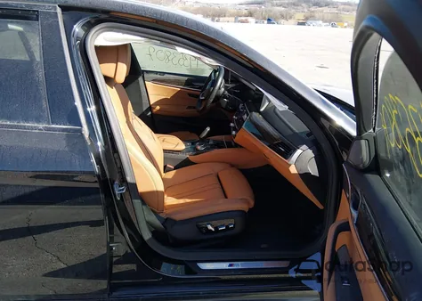 2020 BMW M550I xDrive z USA, uszkodzony, nr VIN WBAJS7C06LCE09366